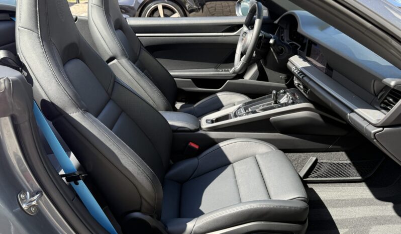 2025 Porsche 911 Carrera Cabriolet full