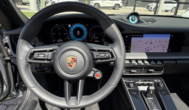2025 Porsche 911 Carrera Cabriolet full