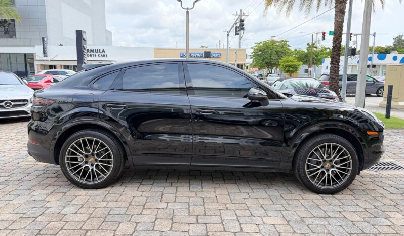 2020 Porsche Cayenne S Coupe full