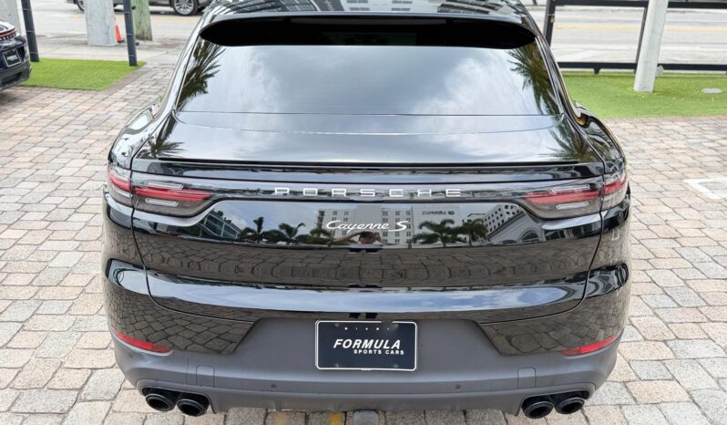 2020 Porsche Cayenne S Coupe full