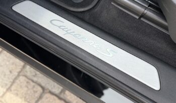 2020 Porsche Cayenne S Coupe full