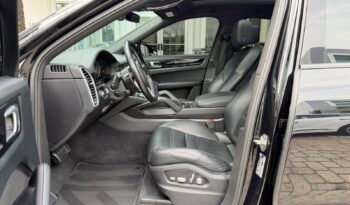 2020 Porsche Cayenne S Coupe full