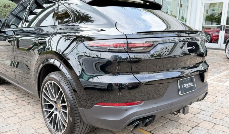 2020 Porsche Cayenne S Coupe full