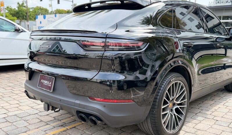 2020 Porsche Cayenne S Coupe full