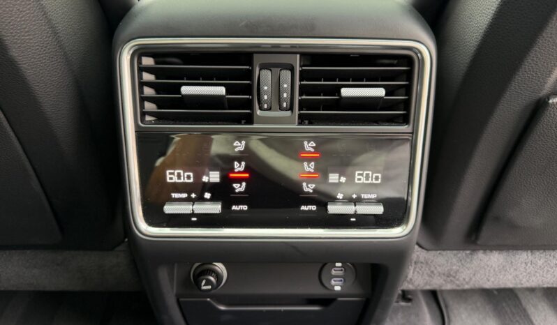2020 Porsche Cayenne S Coupe full