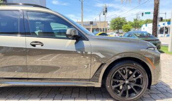 2025 BMW X7 xDrive40i full
