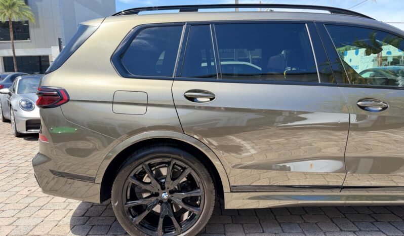 2025 BMW X7 xDrive40i full