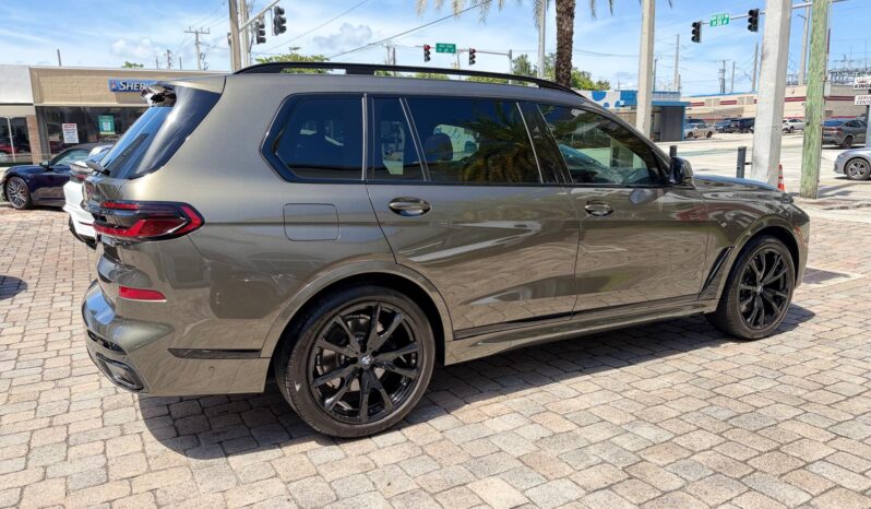 2025 BMW X7 xDrive40i full