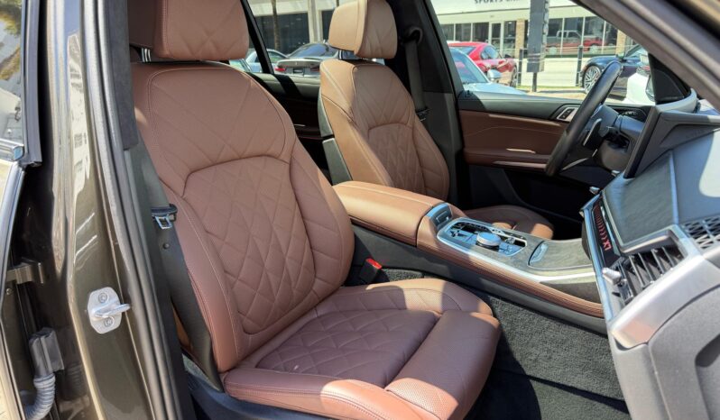 2025 BMW X7 xDrive40i full