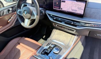 2025 BMW X7 xDrive40i full