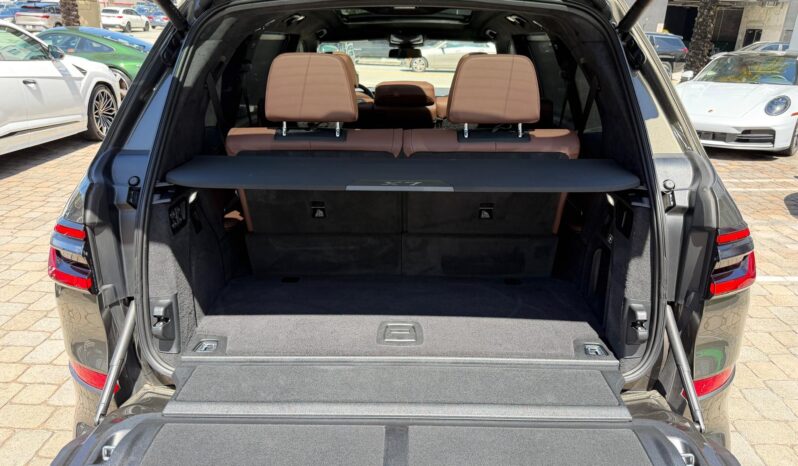 2025 BMW X7 xDrive40i full