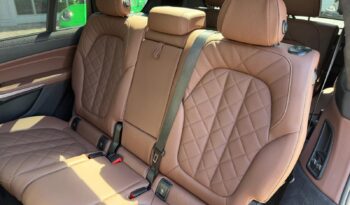 2025 BMW X7 xDrive40i full