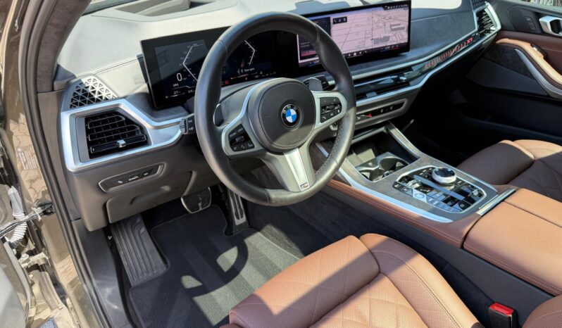 2025 BMW X7 xDrive40i full