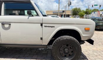 2025 Ford Bronco Badlands Vintage Modern full