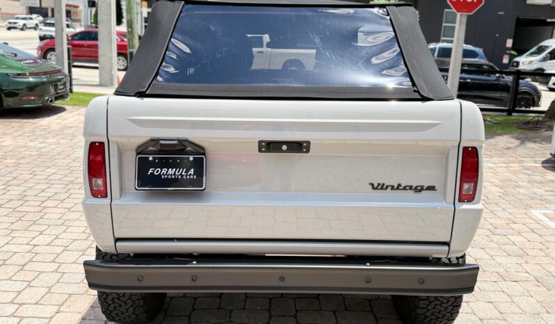 2025 Ford Bronco Badlands Vintage Modern full