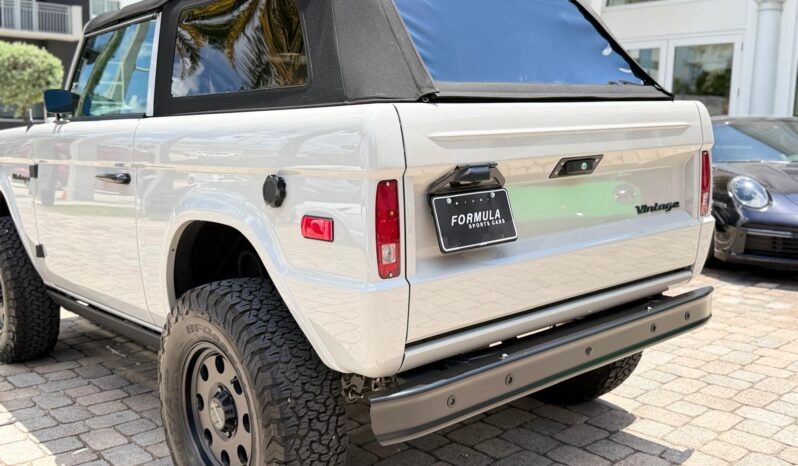 2025 Ford Bronco Badlands Vintage Modern full