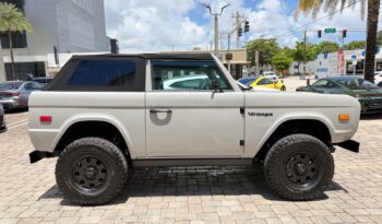 2025 Ford Bronco Badlands Vintage Modern full