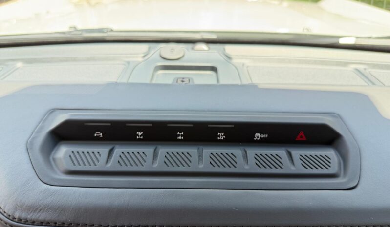 2025 Ford Bronco Badlands Vintage Modern full