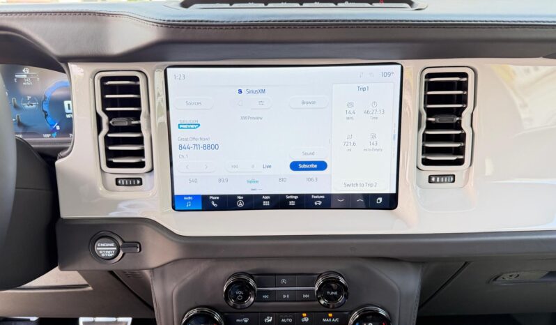 2025 Ford Bronco Badlands Vintage Modern full