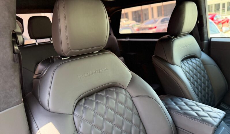 2025 Ford Bronco Badlands Vintage Modern full