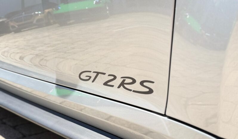 2018 Porsche 911 GT2 RS full