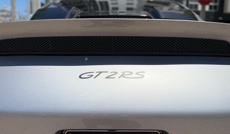 2018 Porsche 911 GT2 RS full