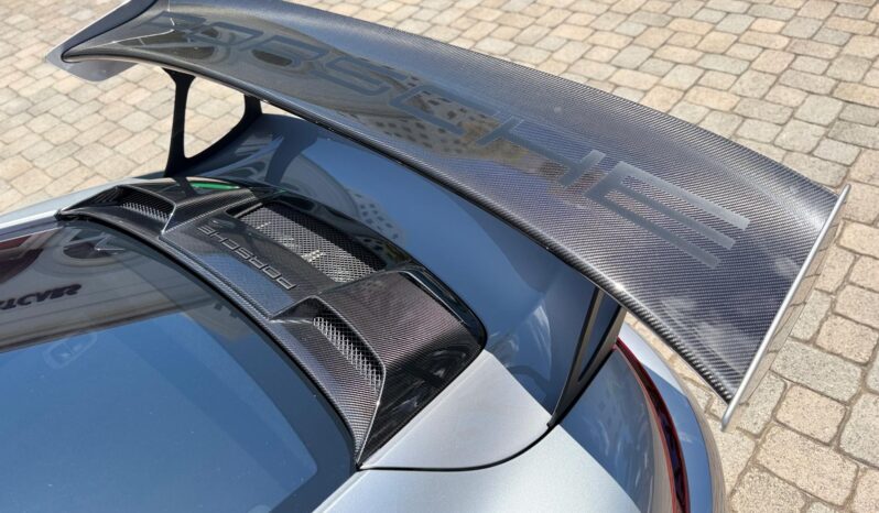 2018 Porsche 911 GT2 RS full