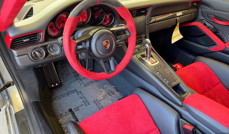 2018 Porsche 911 GT2 RS full