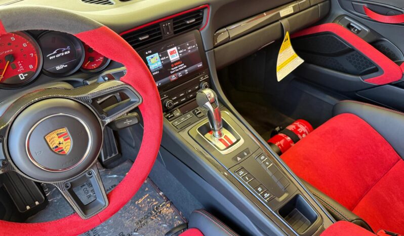 2018 Porsche 911 GT2 RS full