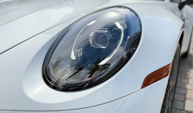 2025 Porsche 911 Carrera full
