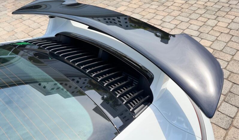 2025 Porsche 911 Carrera full
