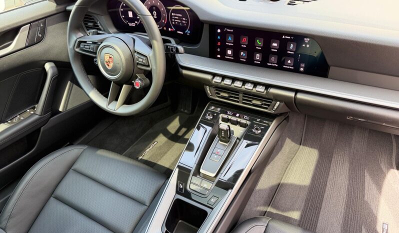 2025 Porsche 911 Carrera full