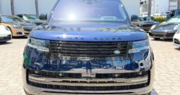 2023 Land Rover Range Rover P530 SE LWB