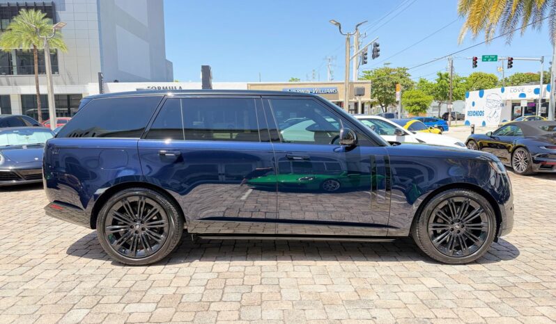 2023 Land Rover Range Rover P530 SE LWB full