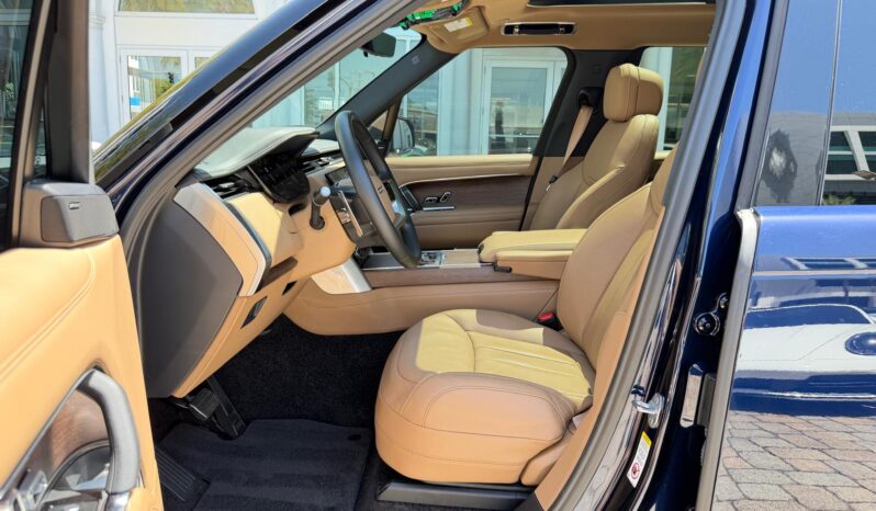 2023 Land Rover Range Rover P530 SE LWB full