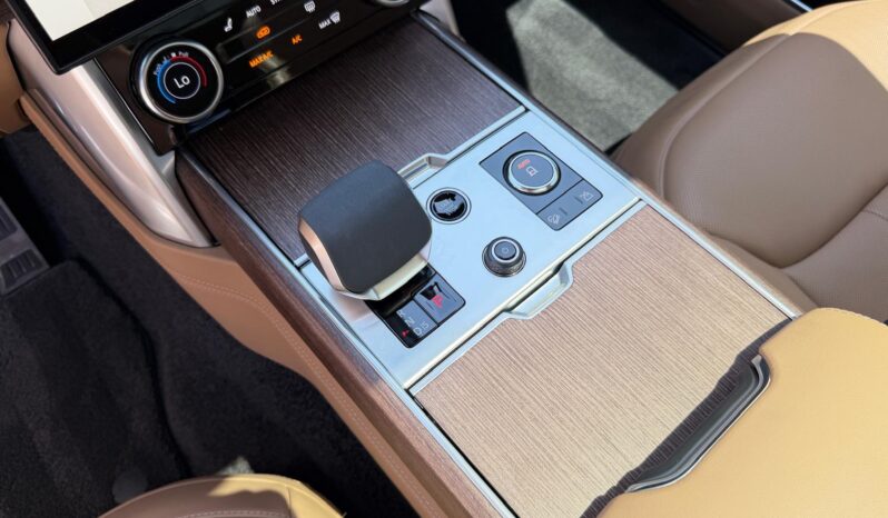 2023 Land Rover Range Rover P530 SE LWB full