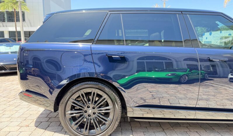 2023 Land Rover Range Rover P530 SE LWB full
