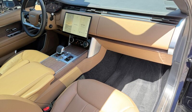 2023 Land Rover Range Rover P530 SE LWB full
