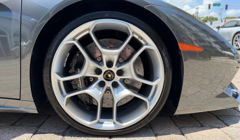 2016 Lamborghini Huracan LP 610-4 Spyder full