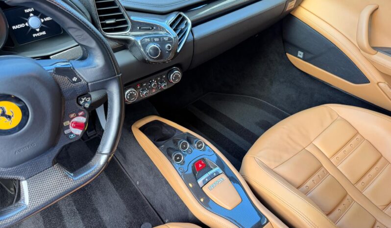 2011 Ferrari 458 Italia full
