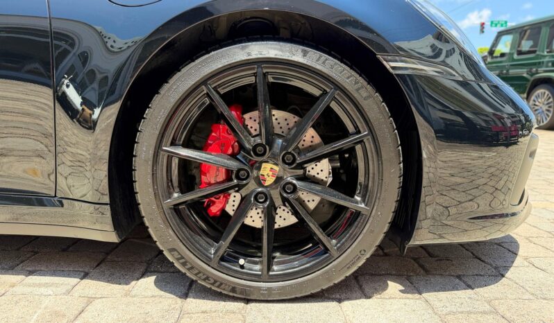 2021 Porsche 911 Carrera 4 full