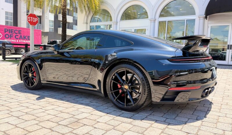 2021 Porsche 911 Carrera 4 full