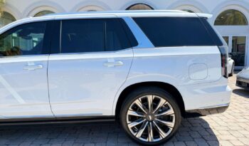 2026 Cadillac Escalade Luxury 4WD full