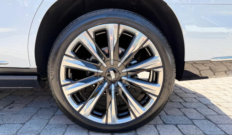 2026 Cadillac Escalade Luxury 4WD full