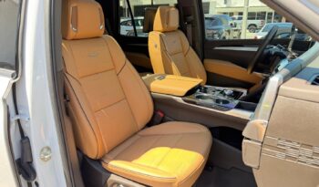 2026 Cadillac Escalade Luxury 4WD full