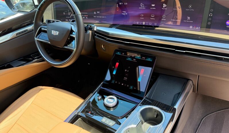 2026 Cadillac Escalade Luxury 4WD full