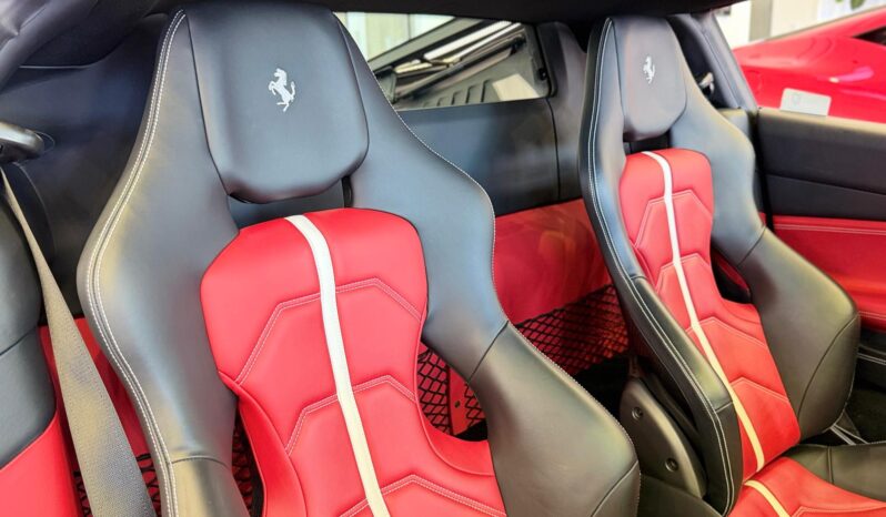 2017 Ferrari 488 GTB full