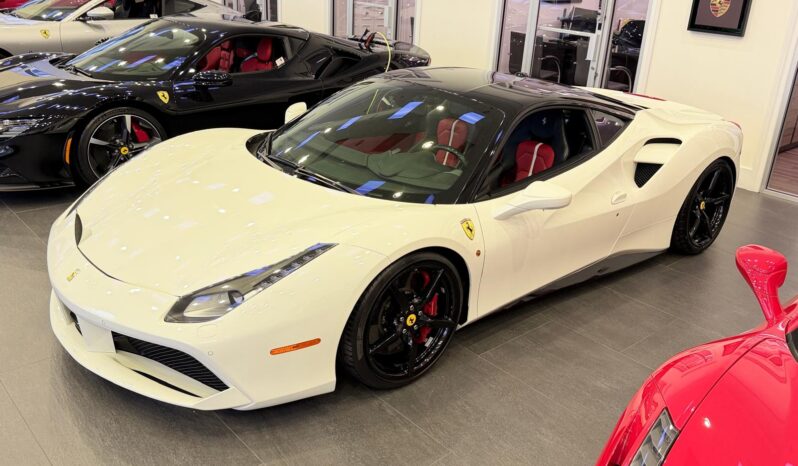 2017 Ferrari 488 GTB full