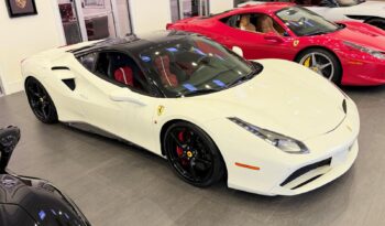 2017 Ferrari 488 GTB full