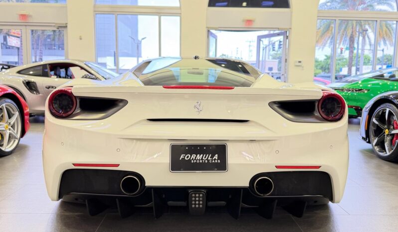 2017 Ferrari 488 GTB full